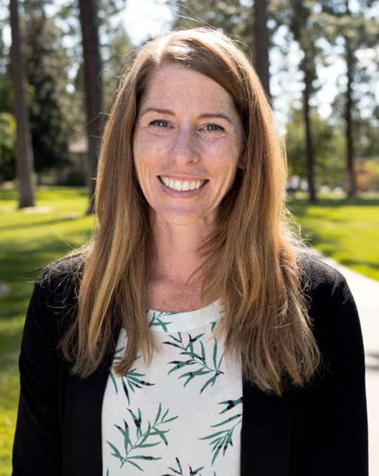 Headshot of Cynthia Wright