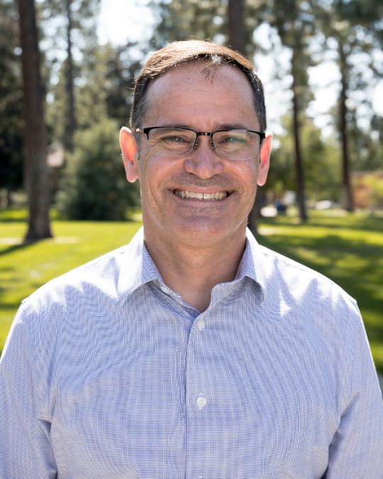 Headshot of David Robbins