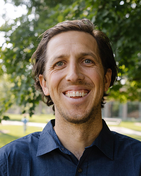 Headshot of Derek Taylor