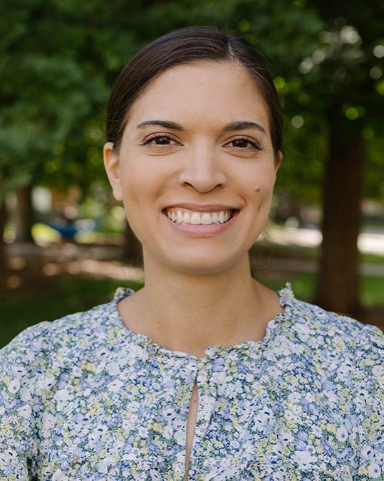 Headshot of Elise Leal