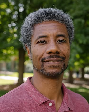 Headshot of Justin Martin