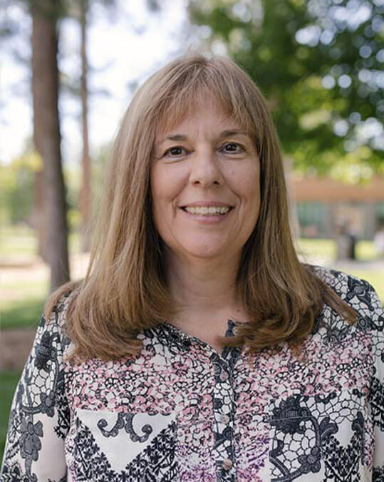 Headshot of Lori Johnson