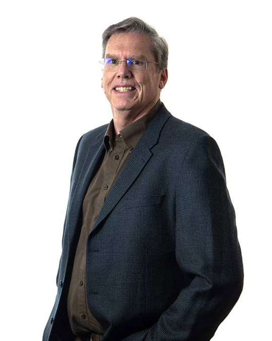 Headshot of Lyle Cochran