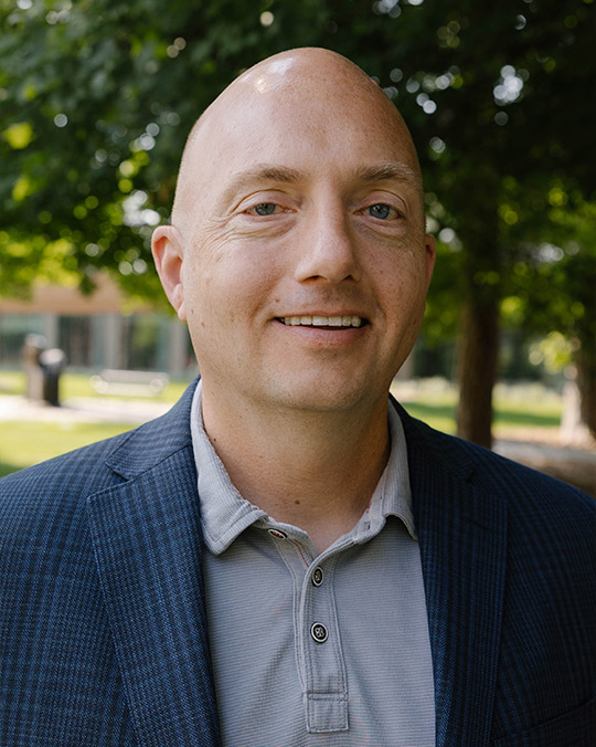 Headshot of Michael Ediger