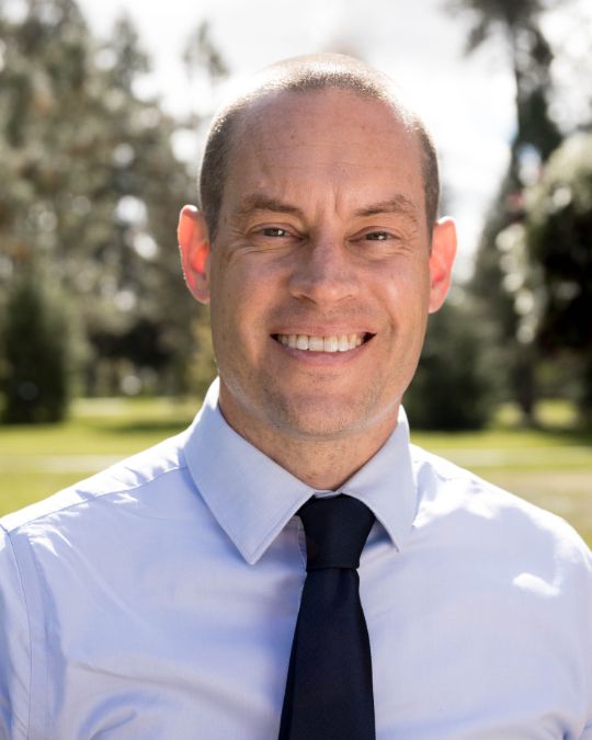 Headshot of Nathan King