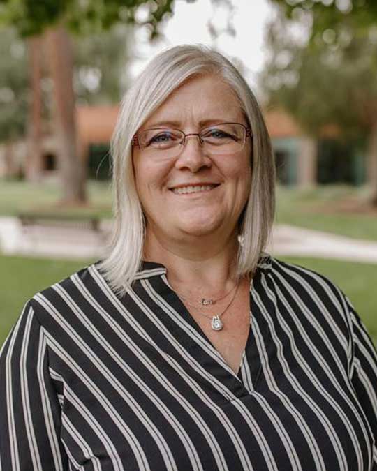 Headshot of Nicolle Hansen