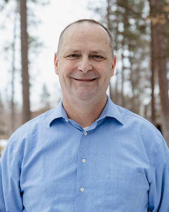Headshot of Pete Tucker
