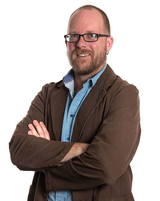 Headshot of Thom Caraway