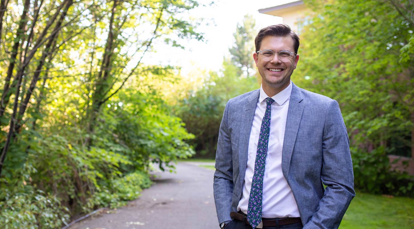 Outdoor photo portrait of Tommy Poole