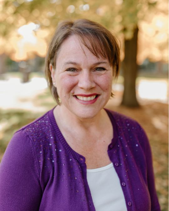 Headshot of Ruth Trigg