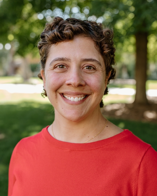 Headshot of Stephanee Newman