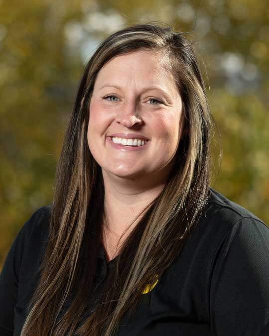 Headshot of Kirsten Dobbins