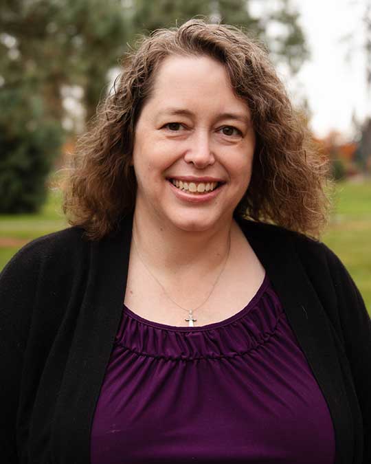 Headshot of Crystal Roberg