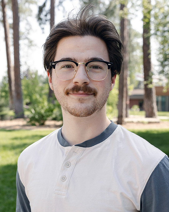 Headshot of Nathanael Gilstrap