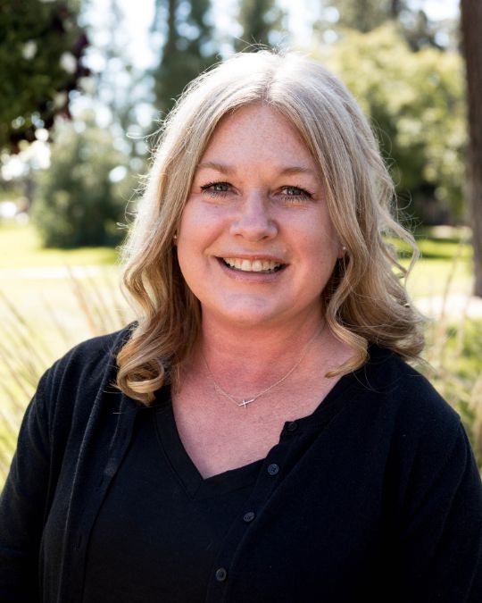 Headshot of Katherine Smith