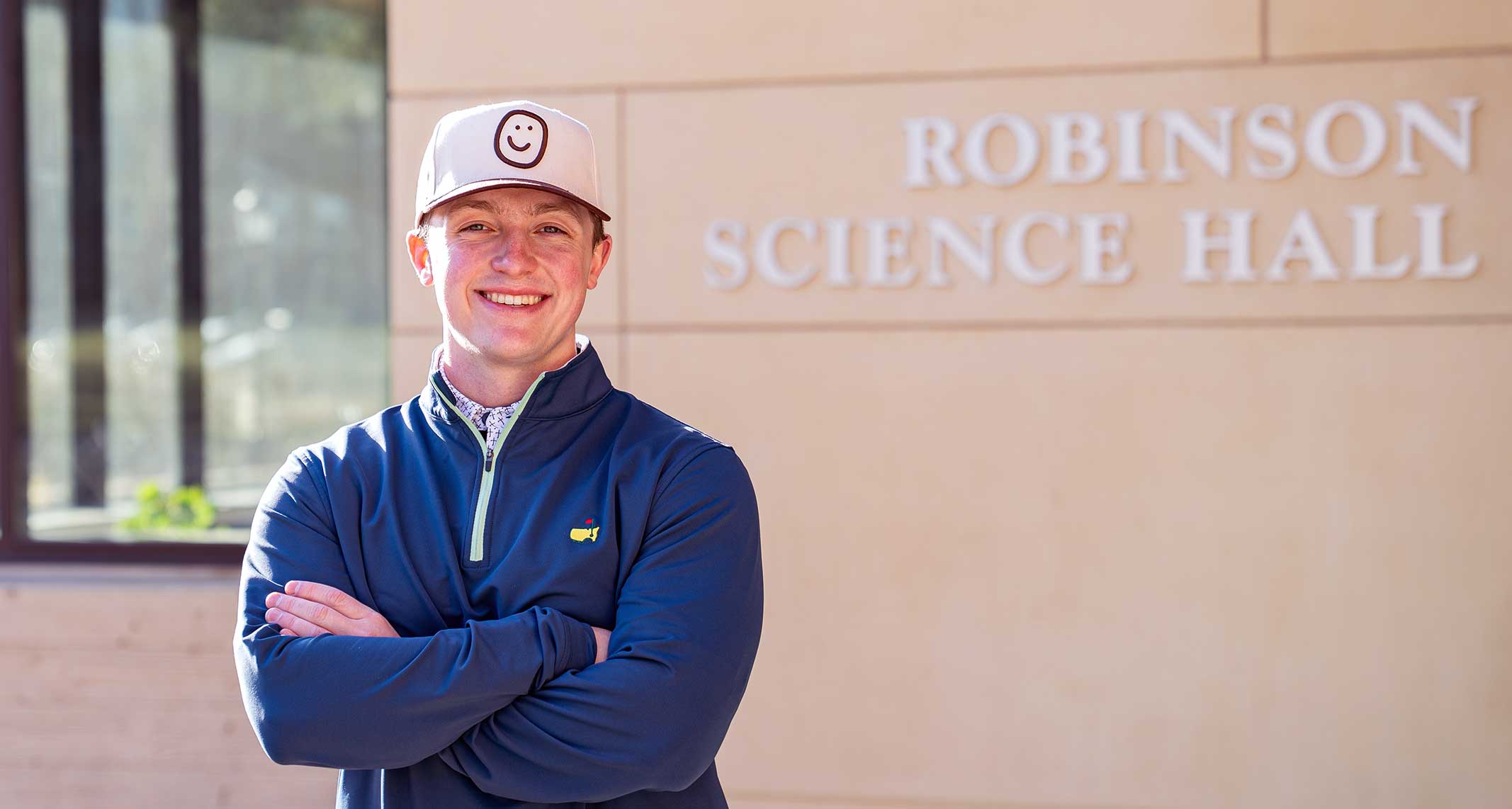 Headshot of Thomas Bennett