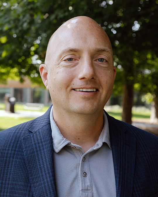 Headshot of Mike Ediger