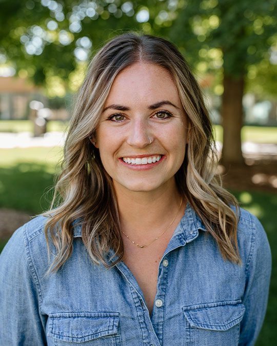 Headshot of Emily Andrews