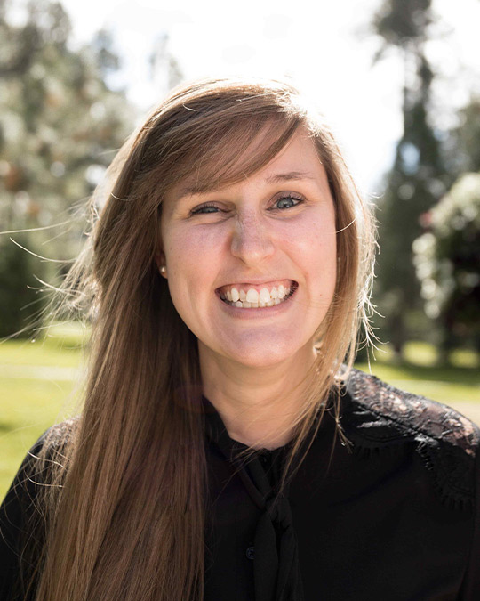 Headshot of Kirsten Tenhaken Riedel