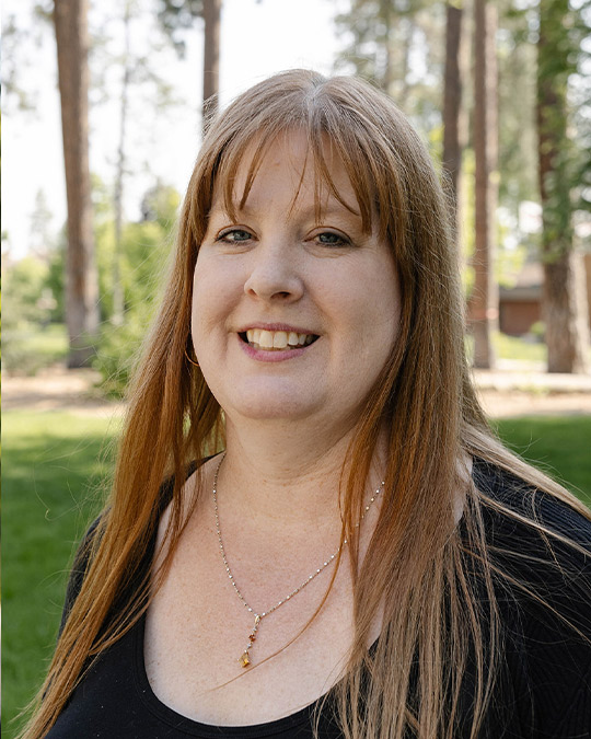 Headshot of Rachel Brown