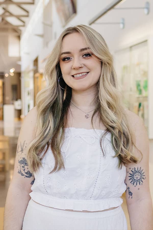 Headshot of Elaina Smith.
