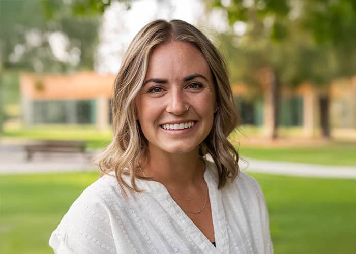 Headshot of Emily Andrews.
