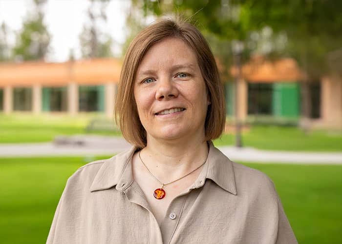 Headshot of Karen Rissmann.
