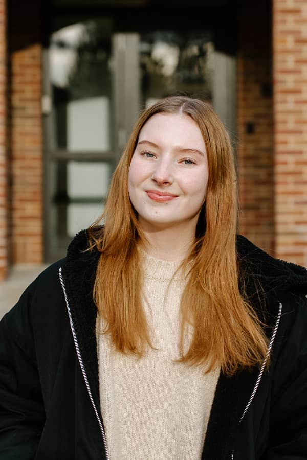 Headshot of Mariia Yazepova.