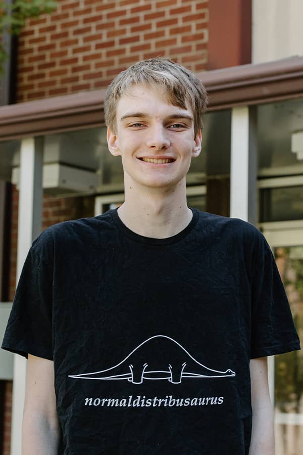 Headshot of Noah Dunham.
