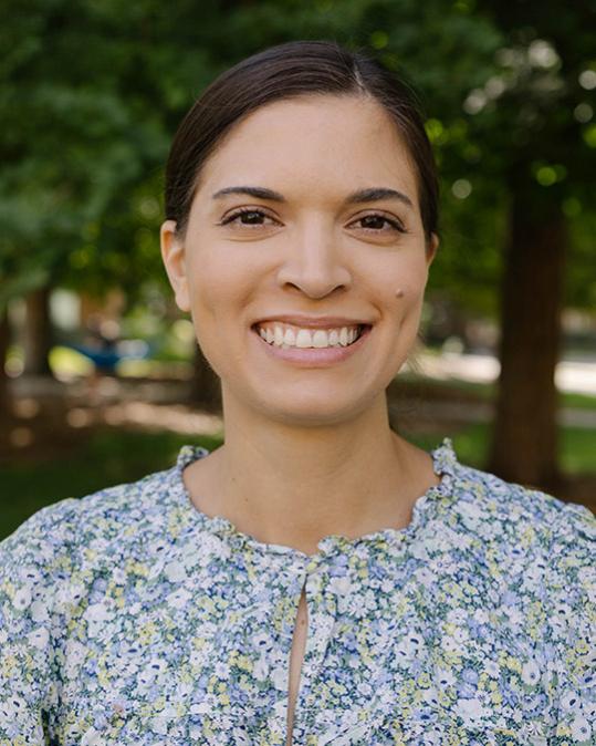 Headshot of Elise Leal
