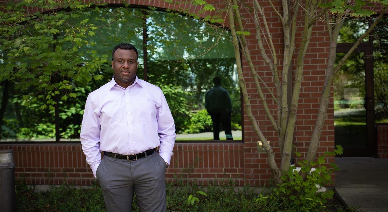 Outdoor photo portrait of Nicholas Epps