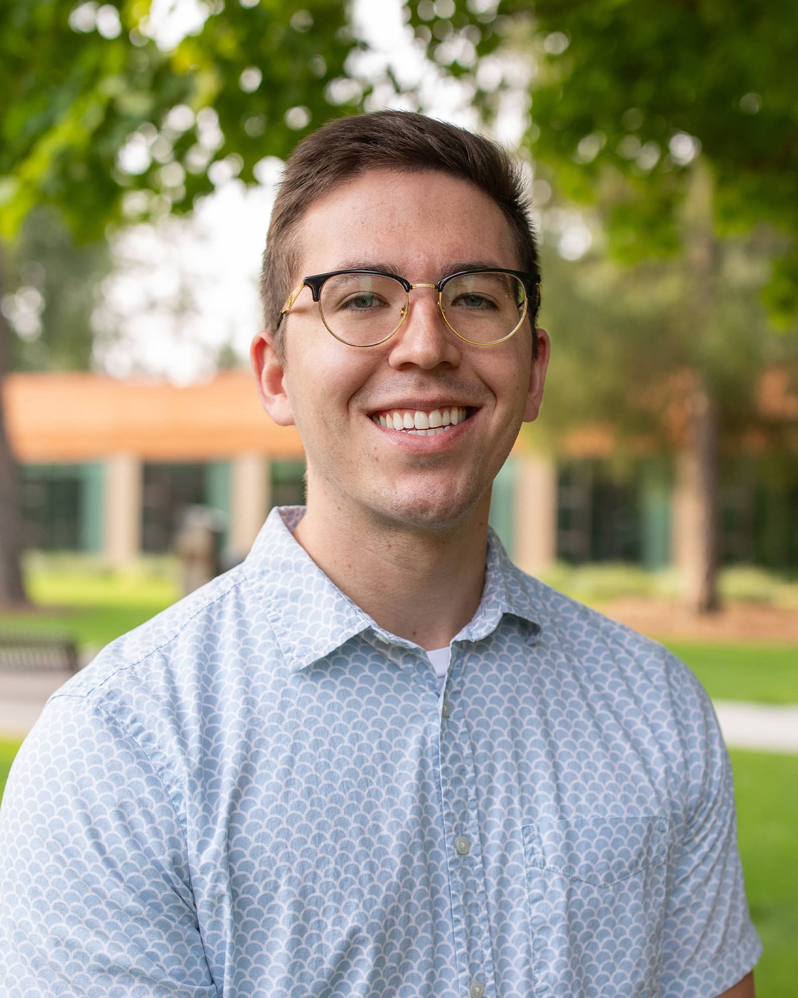 Headshot of Ethan Starosta