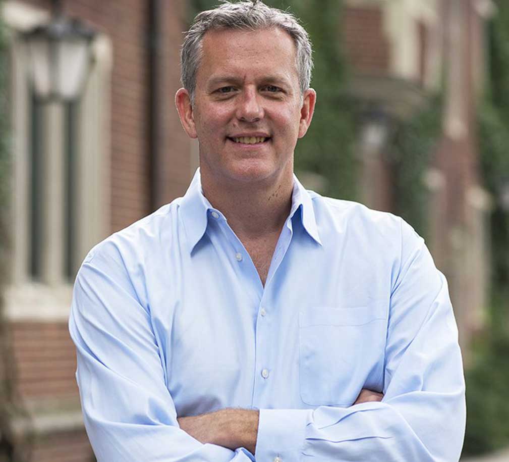 Headshot of Eric Gregory